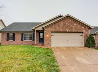 2422 Belize Dr, Evansville, IN 47725