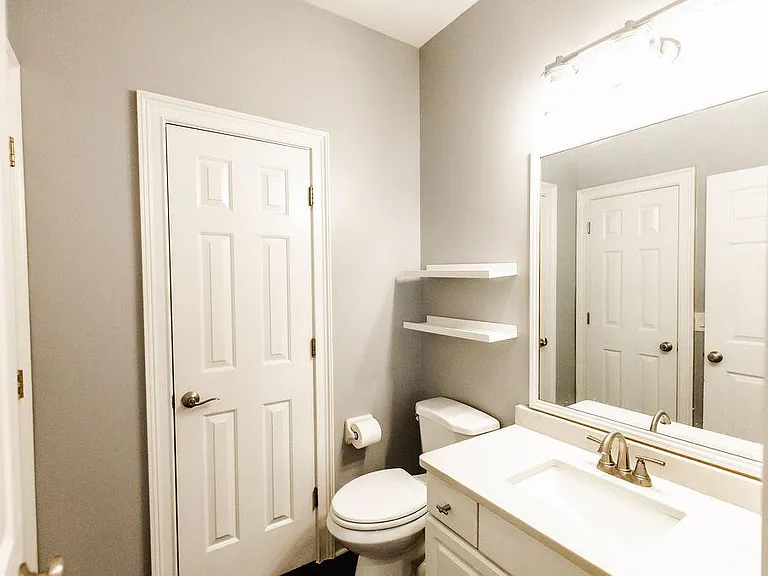 Half bathroom on first