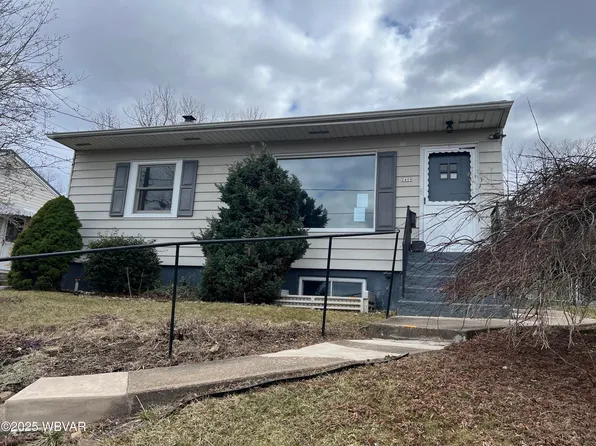 2409 W Southern Ave S, Williamsport, PA 17702