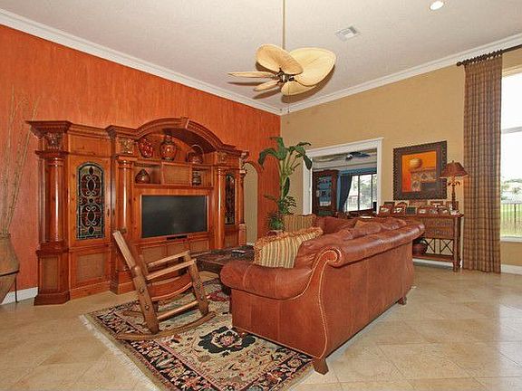 5th image of 2543 Sanctuary Dr