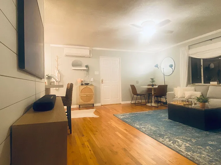 155 N Jackson St #8 — Photo 31
