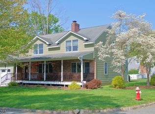 59 Winding Way, Morris Plains, NJ 07950