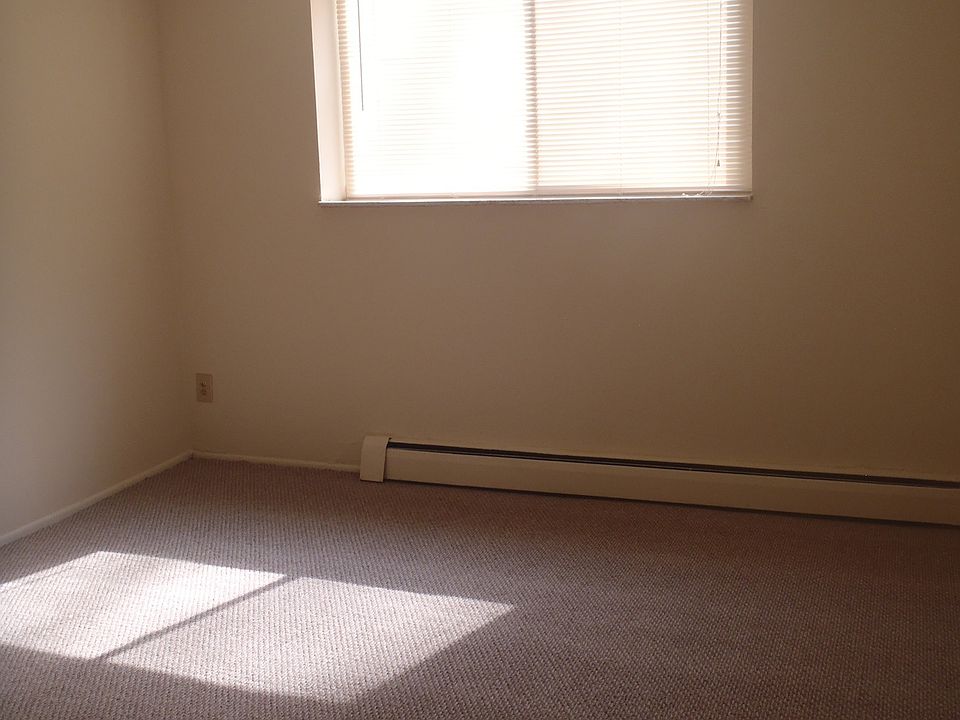 2nd image of 3060 Marshall Ave APT 207