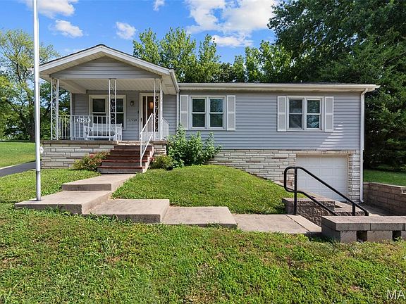 2nd image of 11439 Essex Ave
