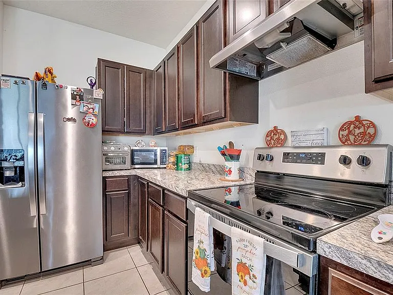 1394 Yellow Finch Dr — Photo 56