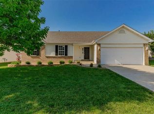 217 Old Chesapeake Dr, Wentzville, MO 63385