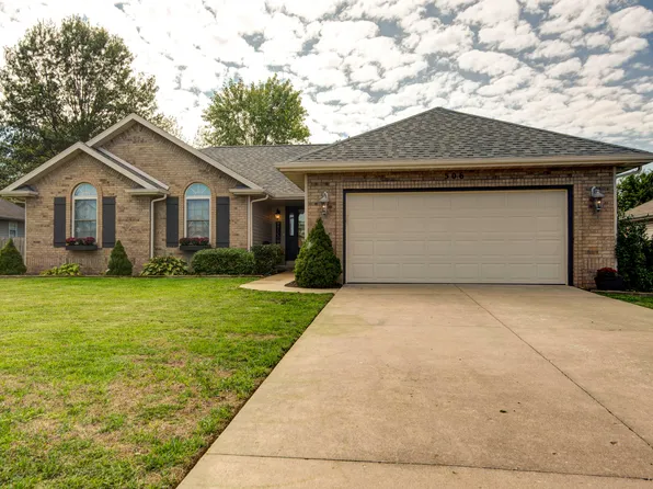506 Cedar Lane, Willard, MO 65781
