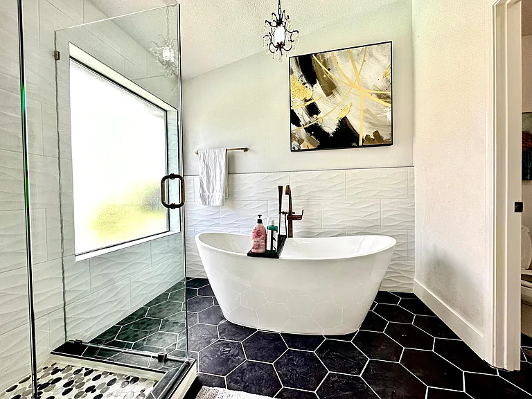 2118 E Marquette Dr — Photo 14