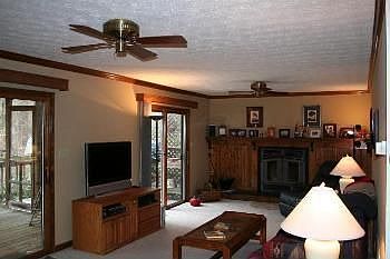 4th image of 206 Crystal Lake Dr