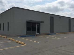711 Tampa St, Lakin, KS 67860