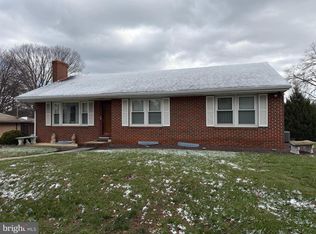 11913 Phylane Dr, Hagerstown, MD 21742