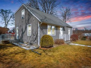 65 Cooper Dr, Waterbury, CT 06704