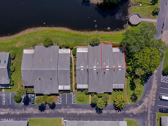5th image of 190 Limewood Pl Unit 2
