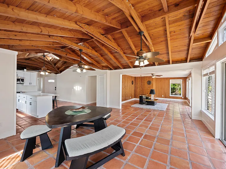816 Chukker Rd — Photo 11