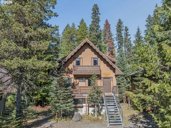 30397 E Blossom Trl, Government Camp, OR 97028