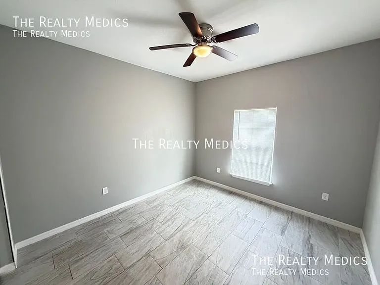 494 Harrison St SW — Photo 26