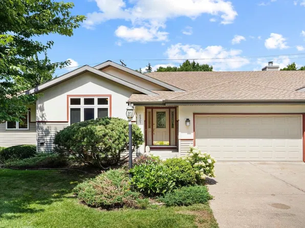 6907 Old Sauk Ct, Madison, WI 53717