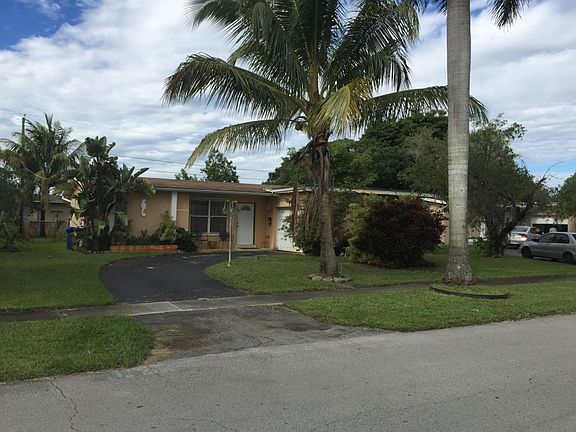 3rd image of 2321 NW 81st Ave