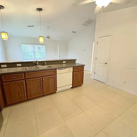 199 Rotonda Blvd W #C — Photo 5