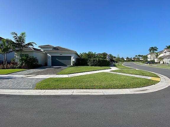 3rd image of 9772 Celtic Sea Ln