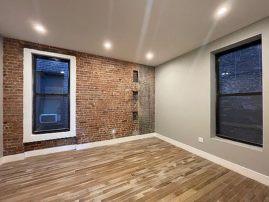 3rd image of 2018 5th Ave #47