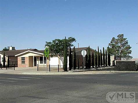 2nd image of 5441 Carousel Dr