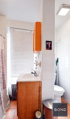 Rented by Bond New York | media 60