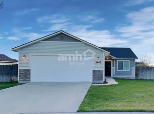 1847 N Jet Wolf Pl, Star, ID 83669