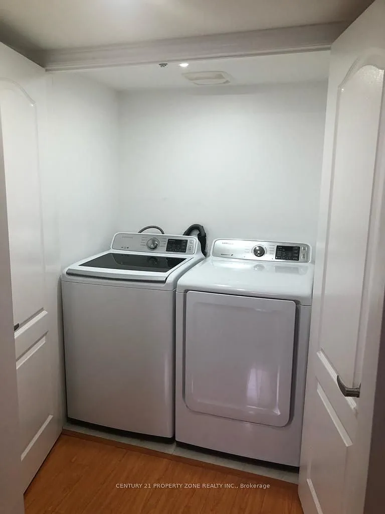 2 bed, $1,600 — Photo 3