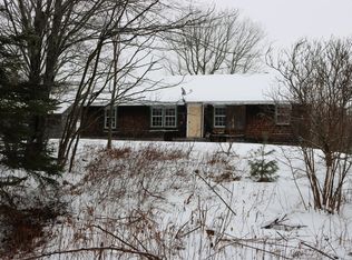 85 Turnpike Rd, Searsport, ME 04974