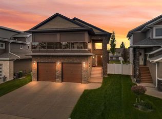 48 S Lundberg Cres, Red Deer, AB T4R0R2