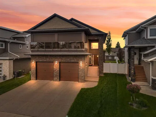 48 S Lundberg Cres, Red Deer, AB T4R 0R2