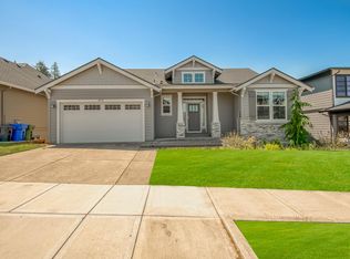 2422 SW 43rd St, Gresham, OR 97080