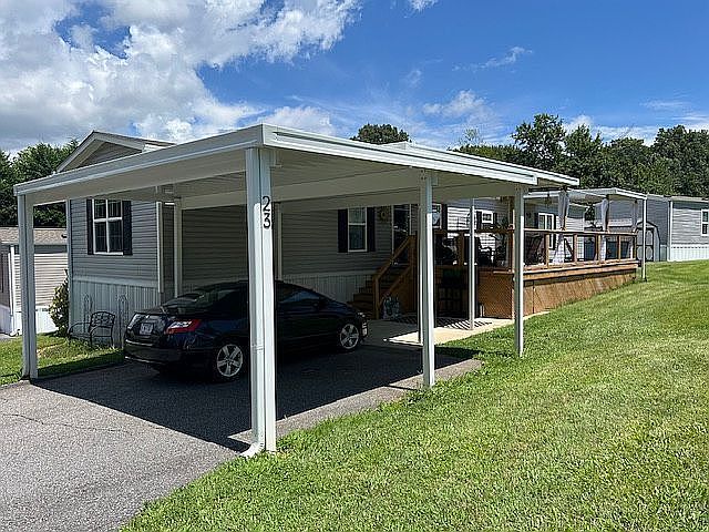 3 spot covered parking