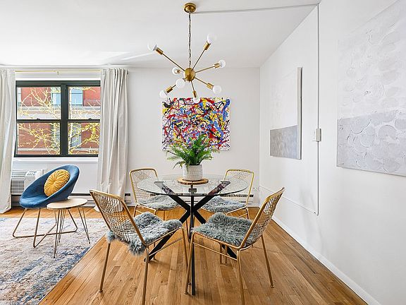 4th image of 636 Washington St APT 3A