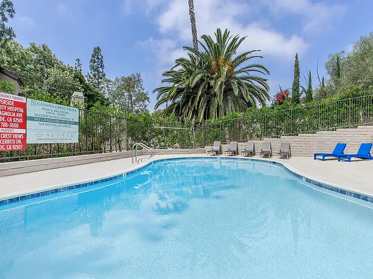 Canyon Crest Views — Photo 14