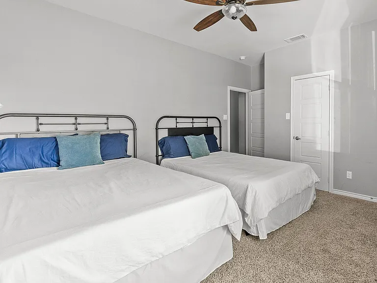 2447 Wilton Ave — Photo 21