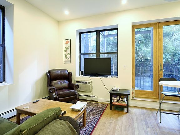 2nd image of 347 E 82nd St APT 103