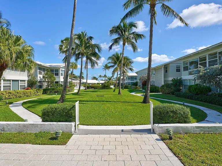 320 S Ocean Blvd #LP — Photo 30