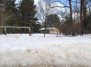 12567 Apple Dr, Nunica, MI 49448