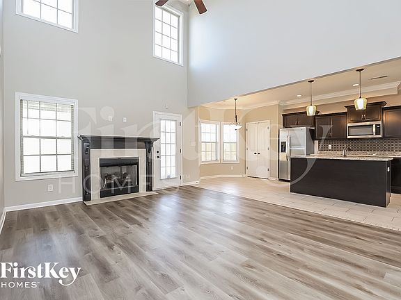 4th image of 1412 Kingbird Dr