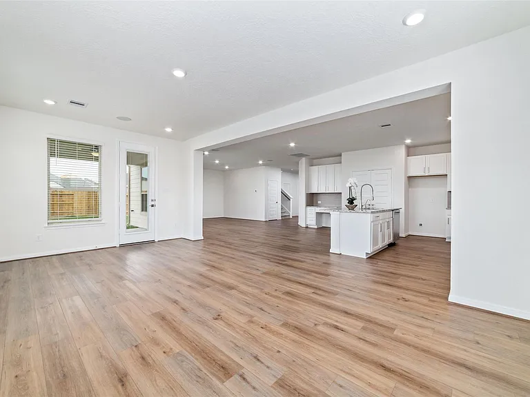 7731 Coral Key Dr — Photo 18