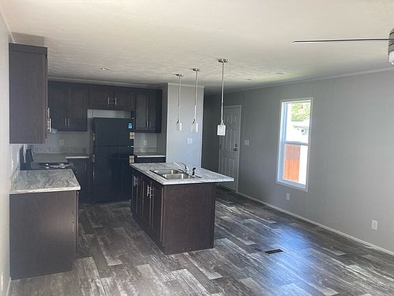 5th image of 2575 W Martin Luther King Blvd #E05