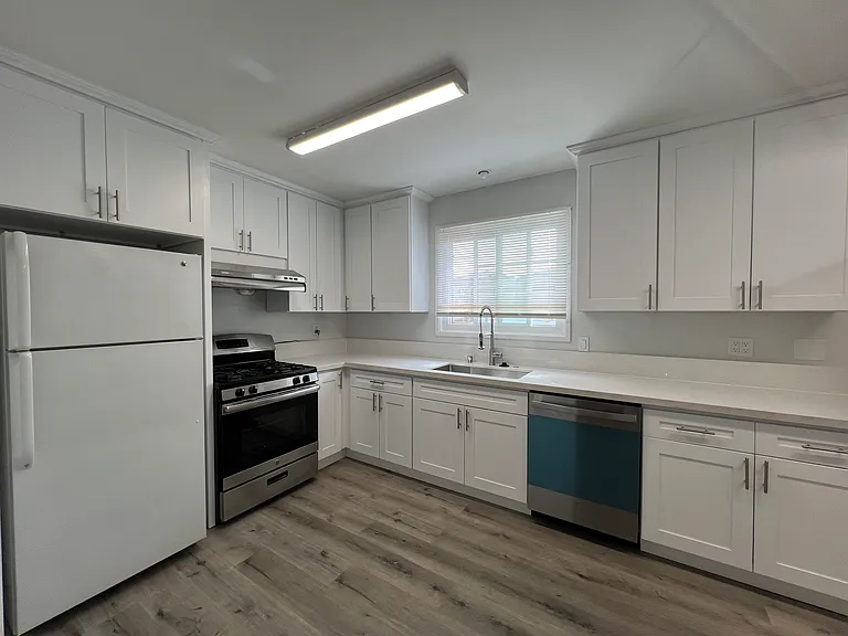 1115 S El Molino St — Photo 19