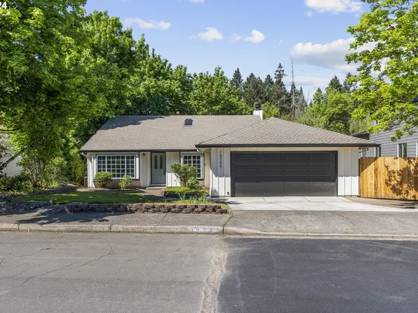 18345 SW Ewen Dr, Beaverton, OR 97003