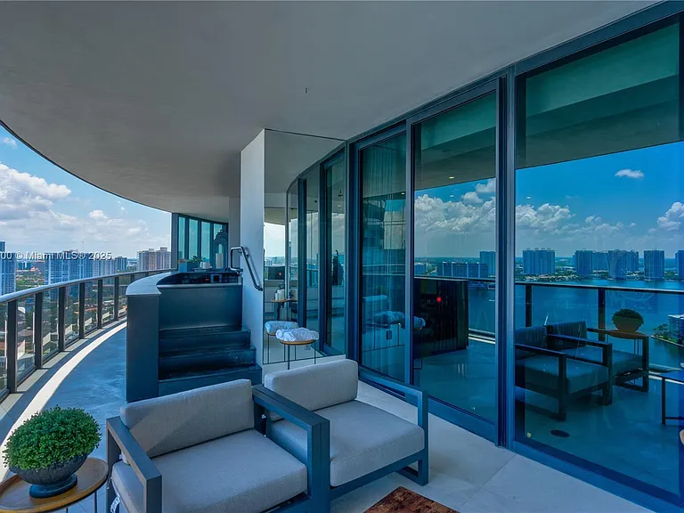 18555 Collins Ave #2403 — Photo 31