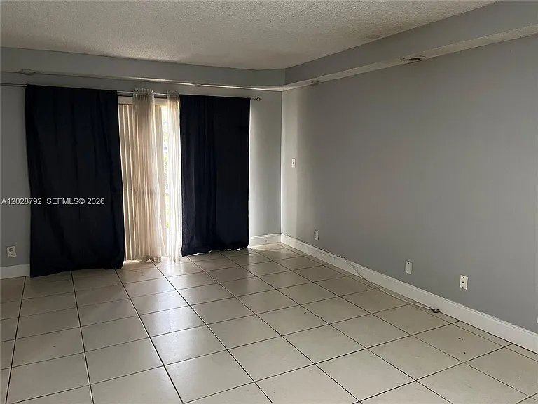 7000 Nova Dr #103E — Photo 9