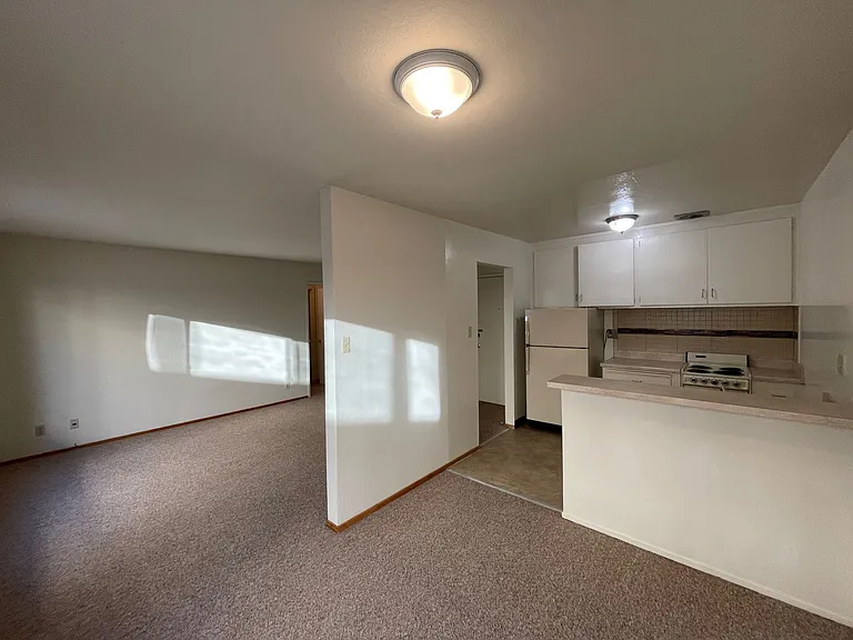 443 Lee St — Photo 7
