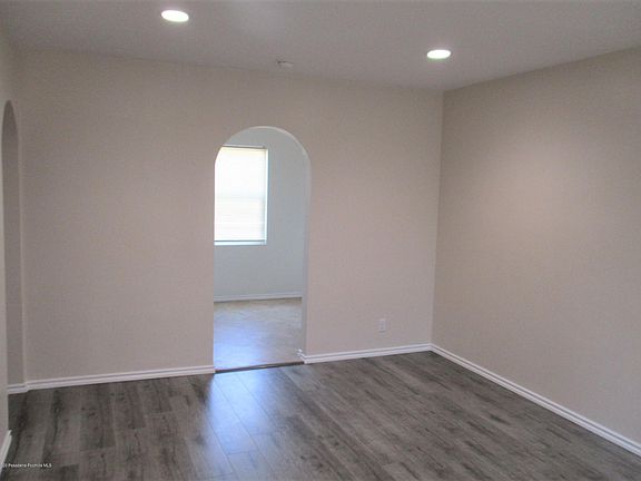 4th image of 565 W Broadway #B