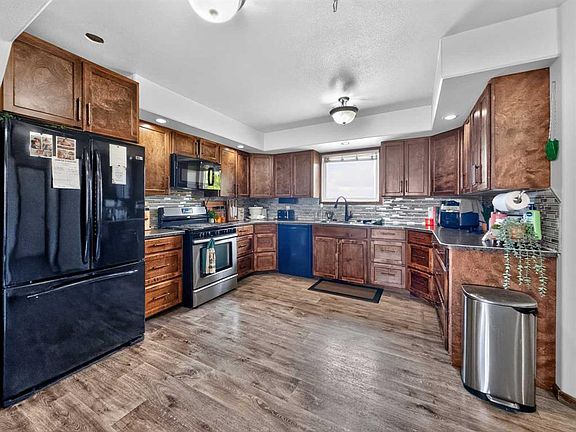 4th image of 15176 W Township Road 1052
